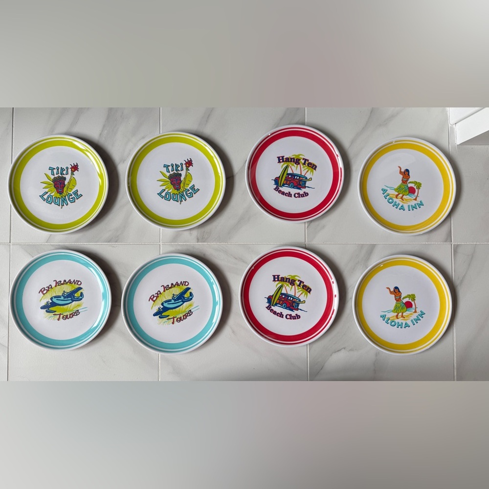 Vintage Lot of 8 Melamine Plates Hawaii Aloha Tiki Beach Hang 10